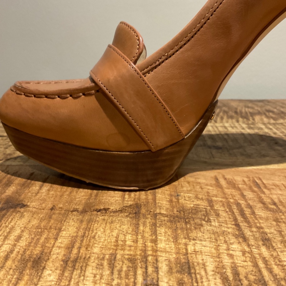 MICHAEL Michael Kors Tan LeatherBedford Platform Heels size 10 - Picture 6 of 12